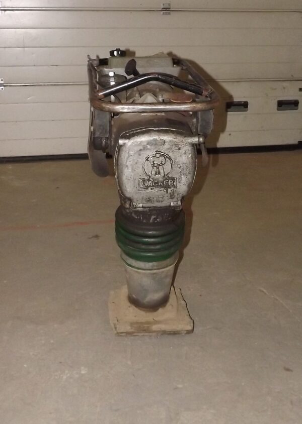 Ubijak spalinowy Wacker BS-62Y