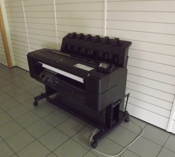 Ploter HP Designjet T1500